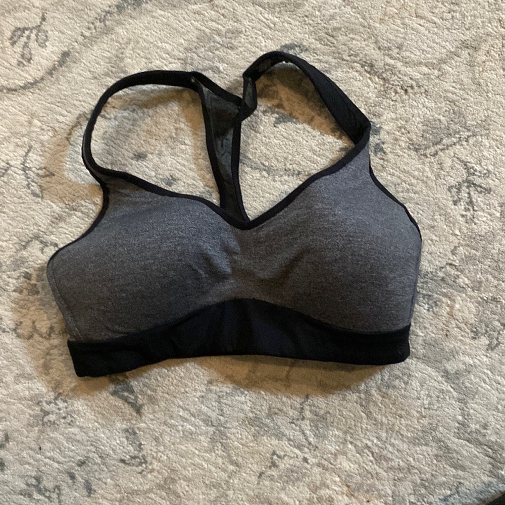 Lululemon bra